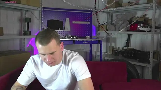 Snapshot of vance_rulez chatting on March 2025 08:13:01 AM vance rulez online show from March 2025 08:13:01 AM