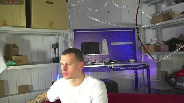 Snapshot of vance_rulez chatting on March 2025 07:30:02 AM vance rulez online show from March 2025 07:30:02 AM