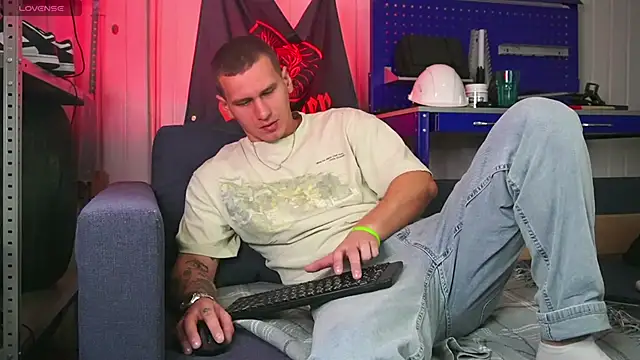 Snapshot of vance_rulez chatting on October 2025 07:58:02 AM vance rulez online show from October 2025 07:58:02 AM