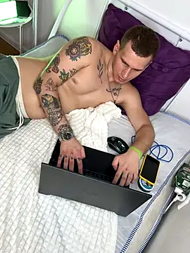 Snapshot of vance_rulez chatting on October 2025 05:44:02 PM vance rulez online show from October 2025 05:44:02 PM