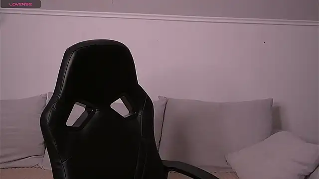 Snapshot of vance_rulez chatting on December 2025 06:56:01 PM vance rulez online show from December 2025 06:56:01 PM