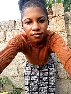 Snapshot of Yourlittlegirl19 chatting on December 2024 04:23:02 AM Yourlittlegirl19 online show from December 2024 04:23:02 AM