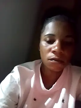 Snapshot of Yourlittlegirl19 chatting on December 2024 04:04:02 PM Yourlittlegirl19 online show from December 2024 04:04:02 PM