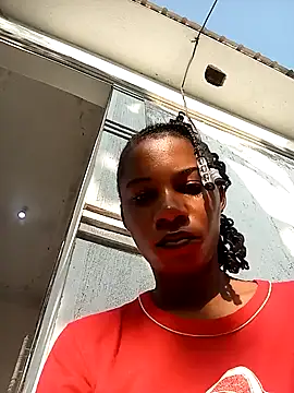 Snapshot of Yourlittlegirl19 chatting on December 2024 05:00:02 AM Yourlittlegirl19 online show from December 2024 05:00:02 AM