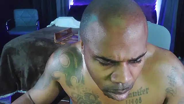 Snapshot of Dcrush17 chatting on December 2024 03:05:02 AM Dcrush17 online show from December 2024 03:05:02 AM