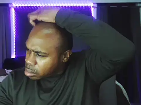 Snapshot of Dcrush17 chatting on December 2024 10:56:02 AM Dcrush17 online show from December 2024 10:56:02 AM