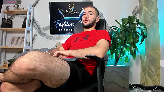 MaximusDick1  online show from January 2026 04:07:02 AM