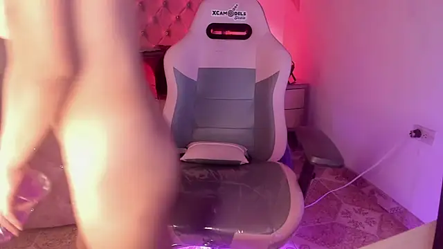 sofi soft  online show from February 2025 07:17:02 PM