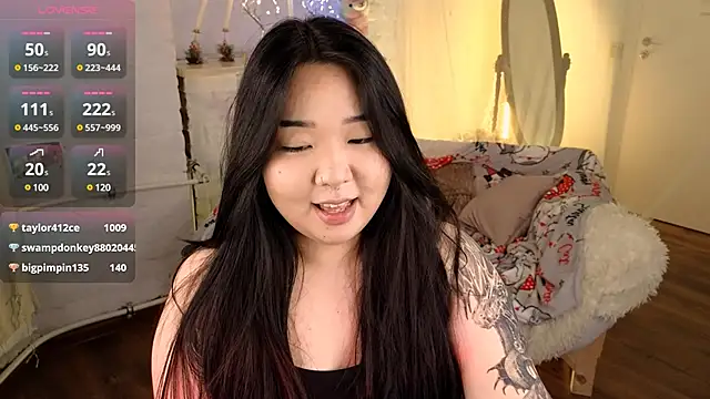 Snapshot of mei_honey_ chatting on December 2024 08:37:02 AM mei honey  online show from December 2024 08:37:02 AM