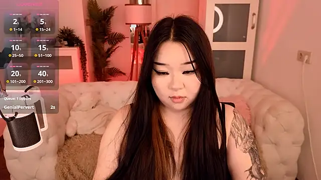 Snapshot of mei_honey_ chatting on February 2025 07:44:02 PM mei honey  online show from February 2025 07:44:02 PM