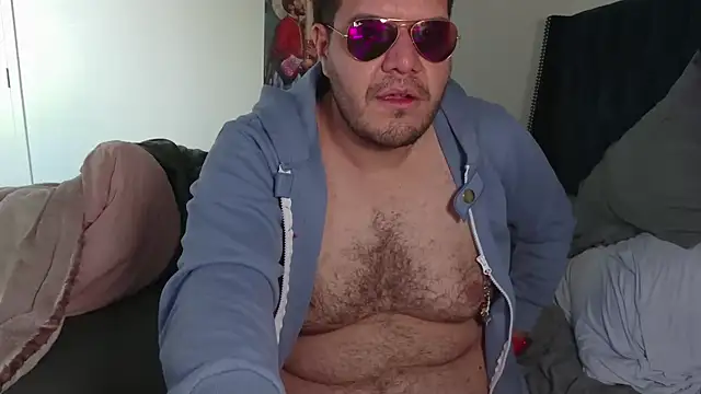 Snapshot of bearcloudcomputa chatting on January 2025 09:52:01 PM bearcloudcomputa online show from January 2025 09:52:01 PM