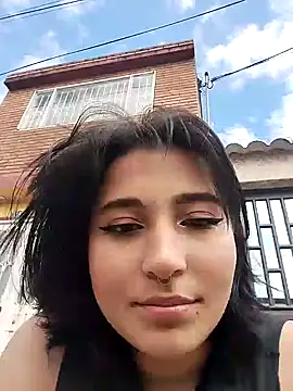 Snapshot of Pauilina chatting on December 2024 02:06:02 PM Pauilina online show from December 2024 02:06:02 PM