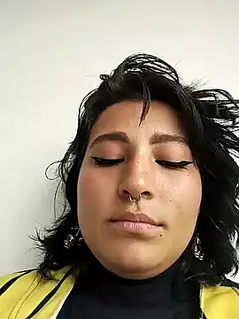 Snapshot of Pauilina chatting on December 2024 08:18:01 PM Pauilina online show from December 2024 08:18:01 PM