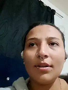 Snapshot of Pauilina chatting on July 2026 10:05:01 PM Pauilina online show from July 2026 10:05:01 PM