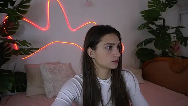 Snapshot of ValeryRoyale chatting on December 2024 08:11:01 AM ValeryRoyale online show from December 2024 08:11:01 AM