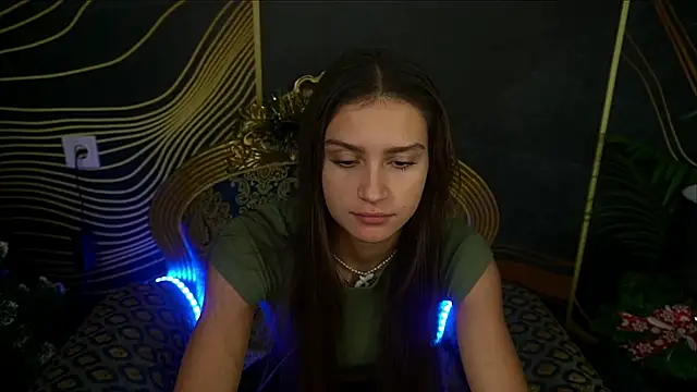 Snapshot of ValeryRoyale chatting on December 2024 09:45:02 AM ValeryRoyale online show from December 2024 09:45:02 AM