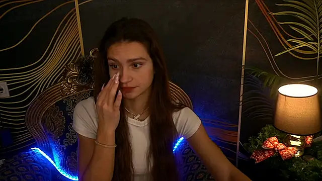 Snapshot of ValeryRoyale chatting on December 2024 10:55:02 AM ValeryRoyale online show from December 2024 10:55:02 AM