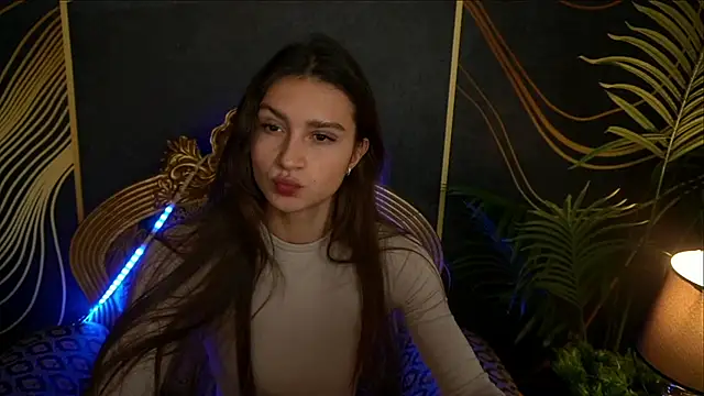 Snapshot of ValeryRoyale chatting on January 2025 02:24:02 PM ValeryRoyale online show from January 2025 02:24:02 PM