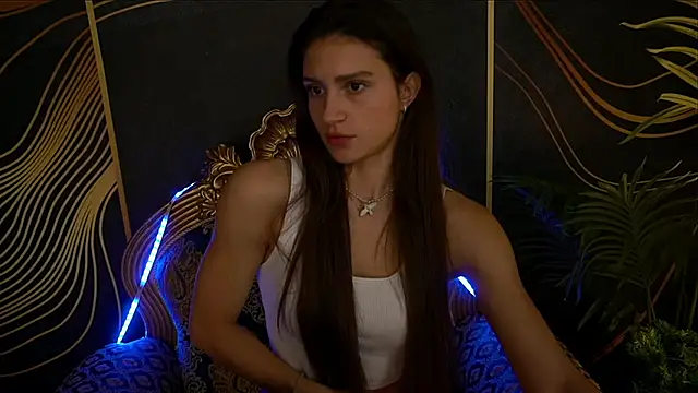 Snapshot of ValeryRoyale chatting on February 2025 09:00:02 AM ValeryRoyale online show from February 2025 09:00:02 AM