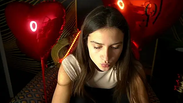 Snapshot of ValeryRoyale chatting on February 2025 05:40:01 PM ValeryRoyale online show from February 2025 05:40:01 PM