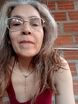 Snapshot of NanitaFun chatting on May 2026 05:07:02 PM NanitaFun online show from May 2026 05:07:02 PM
