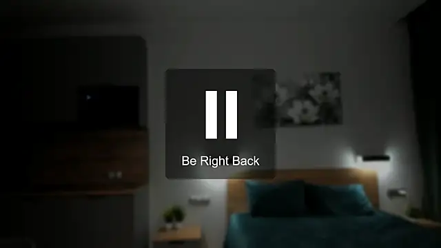 chloewallace online show from December 2024 11:22:01 PM