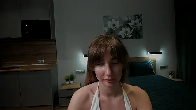 chloewallace online show from February 2025 08:13:02 PM