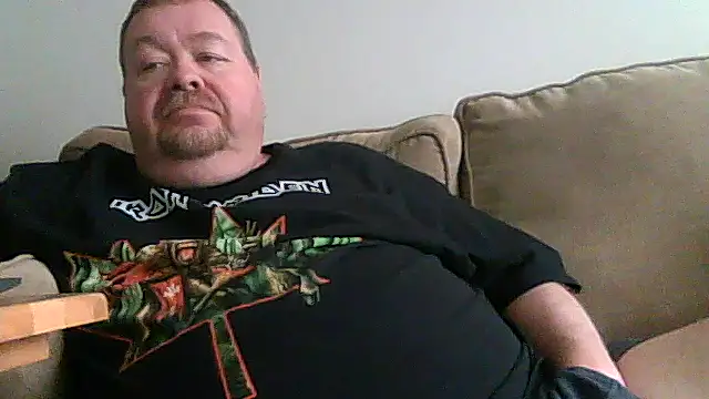 Snapshot of hitman_35 chatting on June 2026 05:32:01 PM hitman 35 online show from June 2026 05:32:01 PM