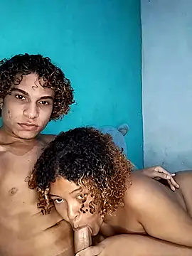 Snapshot of CasalAkira chatting on March 2025 03:39:01 AM CasalAkira online show from March 2025 03:39:01 AM