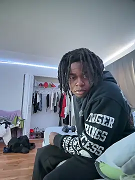 Snapshot of tokenkingtn chatting on March 2025 05:50:02 PM tokenkingtn online show from March 2025 05:50:02 PM