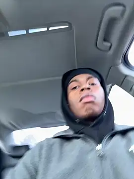 Snapshot of tokenkingtn chatting on March 2025 06:47:01 PM tokenkingtn online show from March 2025 06:47:01 PM