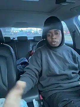 Snapshot of tokenkingtn chatting on December 2025 09:09:01 PM tokenkingtn online show from December 2025 09:09:01 PM