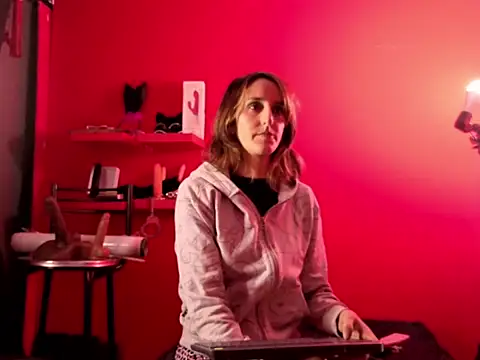 Snapshot of Ambar_Roux_ chatting on December 2025 07:36:02 AM Ambar Roux online show from December 2025 07:36:02 AM