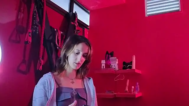 Snapshot of Ambar_Roux_ chatting on January 2026 01:16:02 PM Ambar Roux online show from January 2026 01:16:02 PM