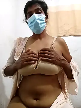 Snapshot of Amaaya_Baby chatting on February 2025 02:36:02 AM Amaaya Baby online show from February 2025 02:36:02 AM