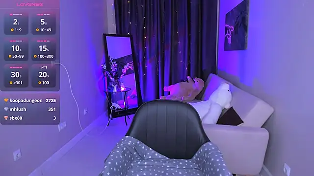 Bunny  of love online show from December 2024 04:28:01 PM