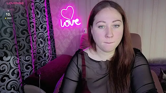 Snapshot of KellyCrystall chatting on November 2025 06:05:01 AM KellyCrystall online show from November 2025 06:05:01 AM