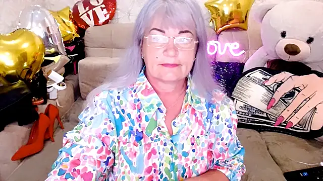 Snapshot of SiberiabBerry chatting on June 2026 11:05:01 PM SiberiabBerry online show from June 2026 11:05:01 PM