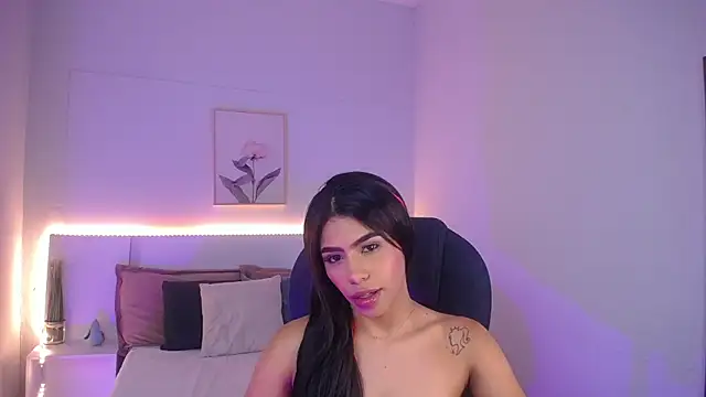 Snapshot of violeta_leon chatting on December 2024 07:35:01 AM violeta leon online show from December 2024 07:35:01 AM