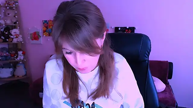 Hot Milady online show from March 2026 09:01:02 AM