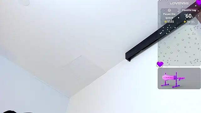 klhoe boobs online show from November 2025 04:12:02 AM