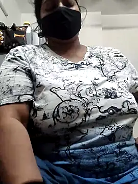 Snapshot of zeepe19 chatting on October 2025 05:21:02 PM zeepe19 online show from October 2025 05:21:02 PM