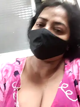 Snapshot of zeepe19 chatting on October 2025 08:21:02 PM zeepe19 online show from October 2025 08:21:02 PM