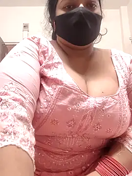 Snapshot of zeepe19 chatting on October 2025 12:08:02 PM zeepe19 online show from October 2025 12:08:02 PM