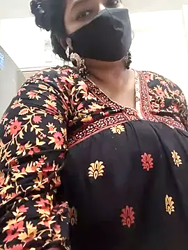 Snapshot of zeepe19 chatting on October 2025 05:13:01 PM zeepe19 online show from October 2025 05:13:01 PM