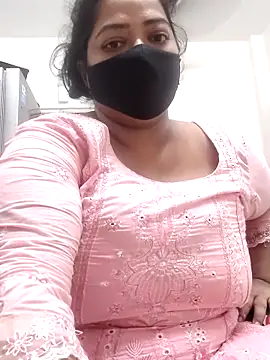 Snapshot of zeepe19 chatting on October 2025 06:32:02 AM zeepe19 online show from October 2025 06:32:02 AM