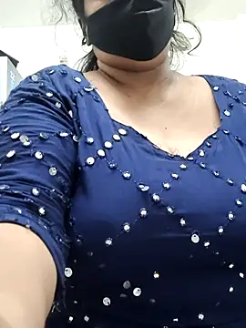 Snapshot of zeepe19 chatting on October 2025 08:20:02 AM zeepe19 online show from October 2025 08:20:02 AM