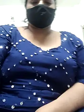 Snapshot of zeepe19 chatting on November 2025 05:24:01 PM zeepe19 online show from November 2025 05:24:01 PM