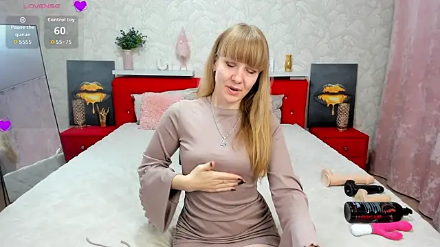 KattyPeachX online show from October 2025 02:00:01 AM