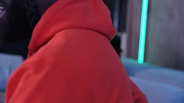 Snapshot of MacTroy chatting on December 2024 10:58:01 AM MacTroy online show from December 2024 10:58:01 AM